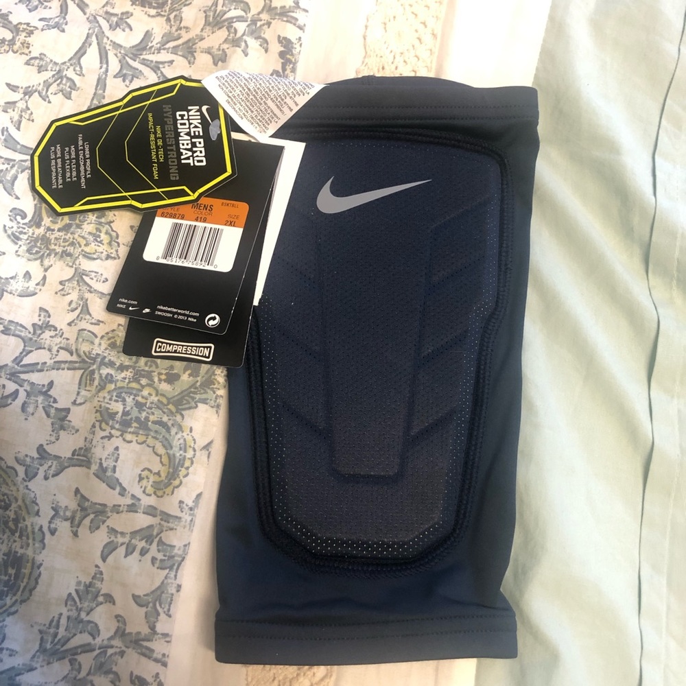 NWT one padded shin guard, basketball 2XL Men’s